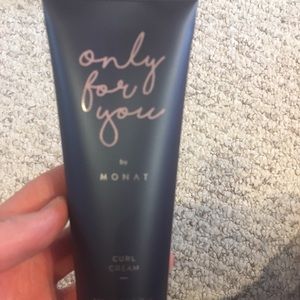 Monat Only for You curl cream